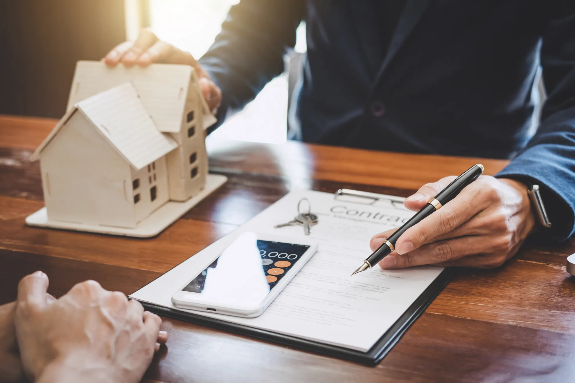 The Ultimate Guide to Choosing the Right Mortgage in the UAE